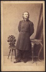Kliknij aby zobaczyć obiekt pełnowymiarowy f032.jpg