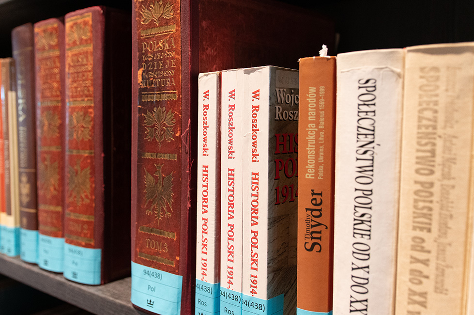 Zastosowanie Deskryptorów Biblioteki Narodowej w katalogowaniu publikacji z zakresu historii